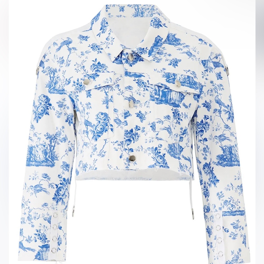 For love and lemons Delphine jacket size small!!!